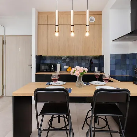 Modern With Balcony By Renters דירה גדנסק