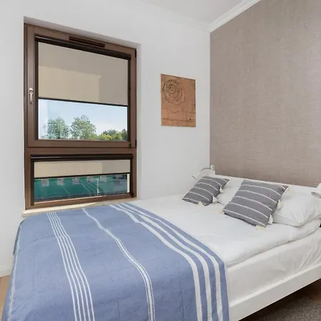 דירה Modern With Balcony By Renters *