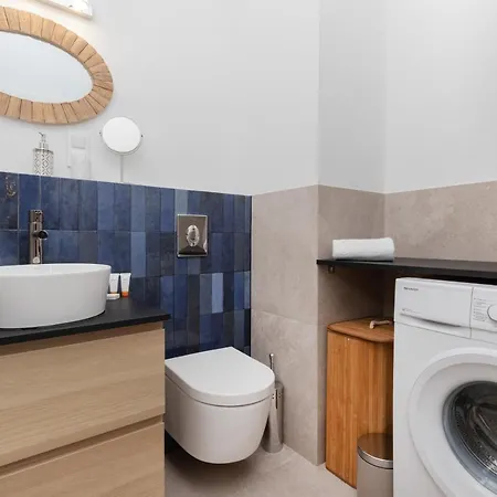 Apartament Modern With Balcony By Renters *