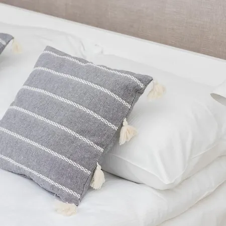 Modern With Balcony By Renters Lägenhet Gdańsk