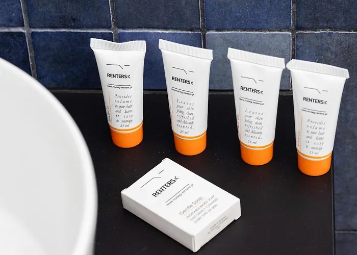 Modern With Balcony By Renters * 格但斯克